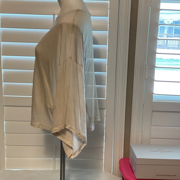 Forever 21 Cream Crop Top - Picture 5 of 7